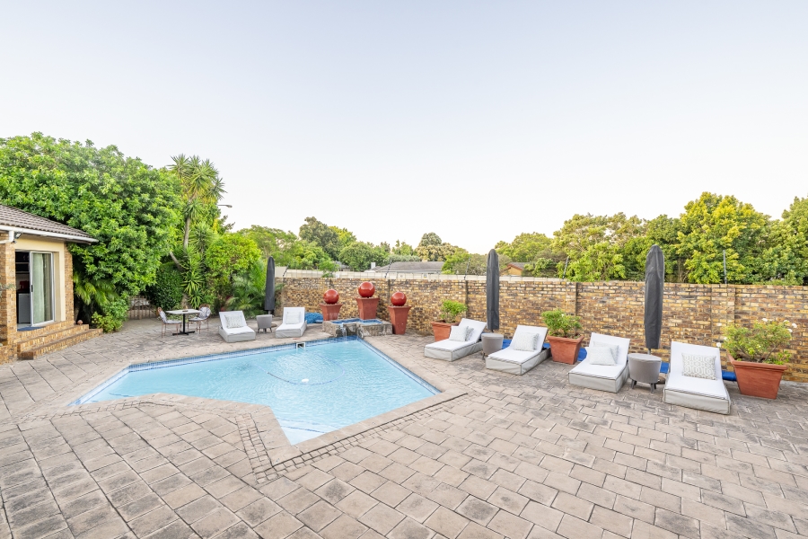 7 Bedroom Property for Sale in Eversdal Western Cape